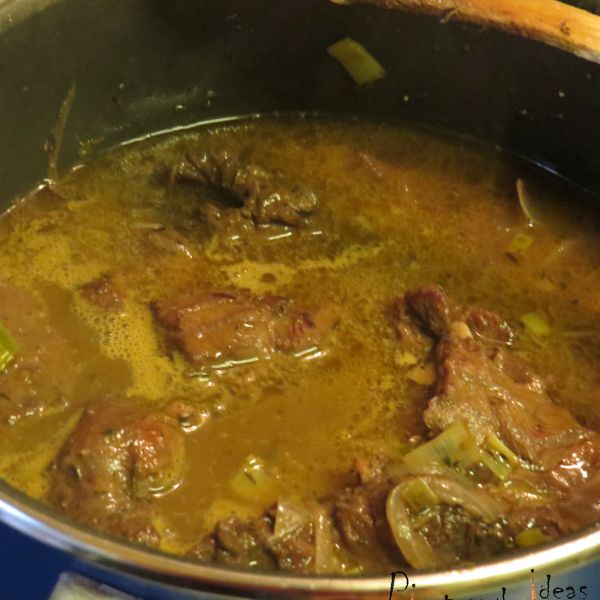 Jarrete de ternera con crema de castañas